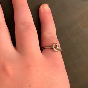 “e” Ring